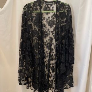 Adrienne Landau lace cape